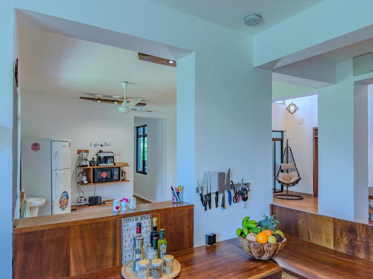 Private Backdoor Villa With Big Swimming Pool And Services Of Chef Included Diani Beach Exterior foto
